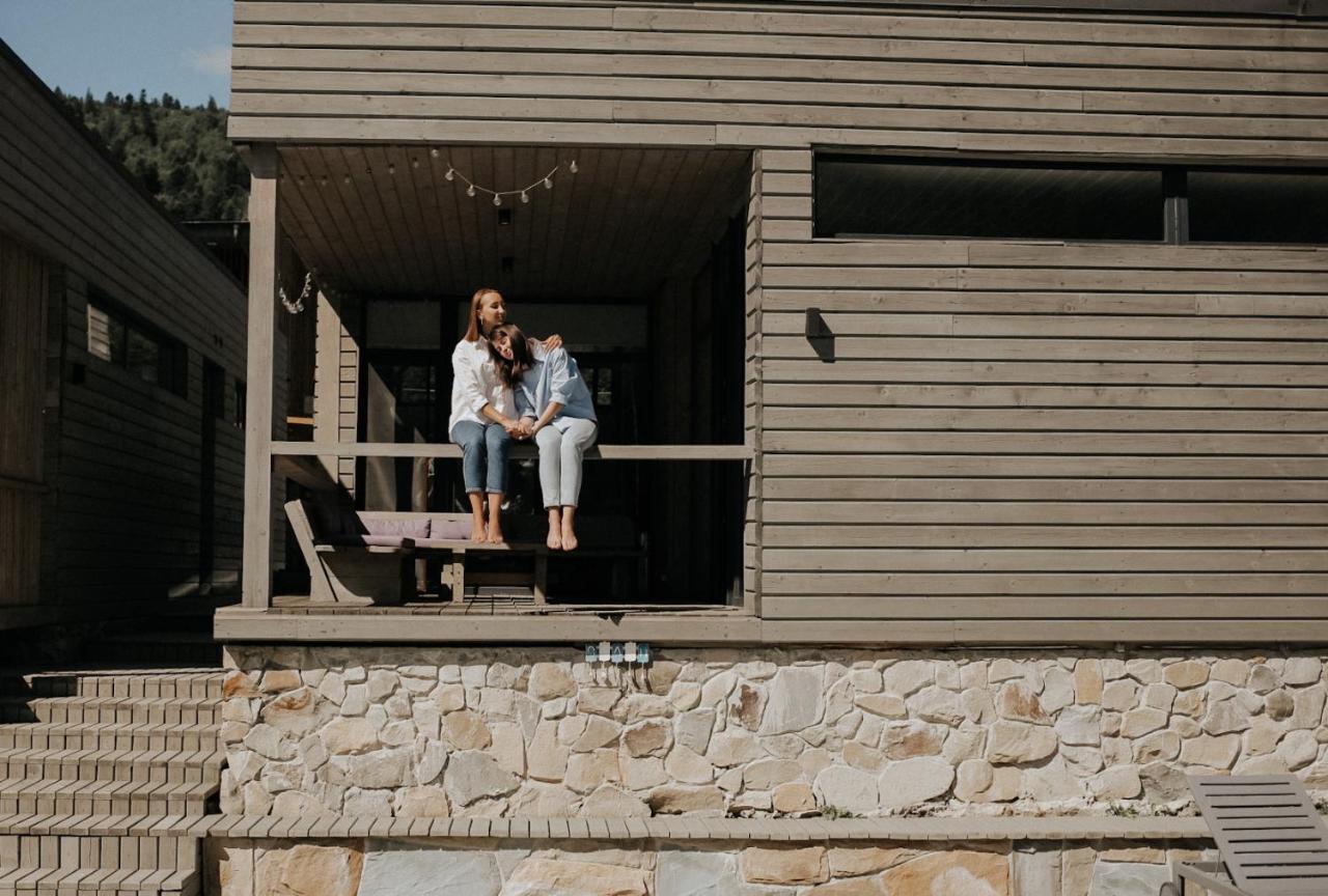 Vila The Living Tatariv Exteriér fotografie